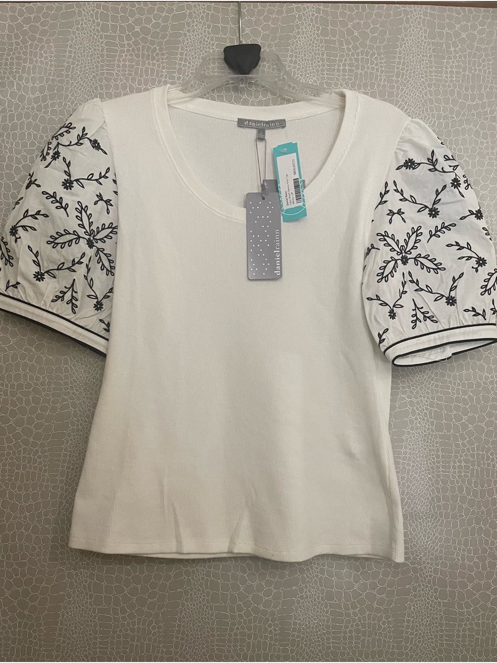 Daniel Rainn White Short-Sleeve Puff Top with Black Embroidery